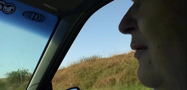 Hitchhiking  granny giving head as a payment